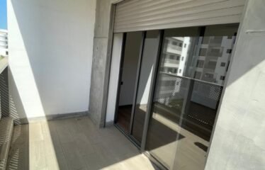 Appartement vide en location sur Casa finance City